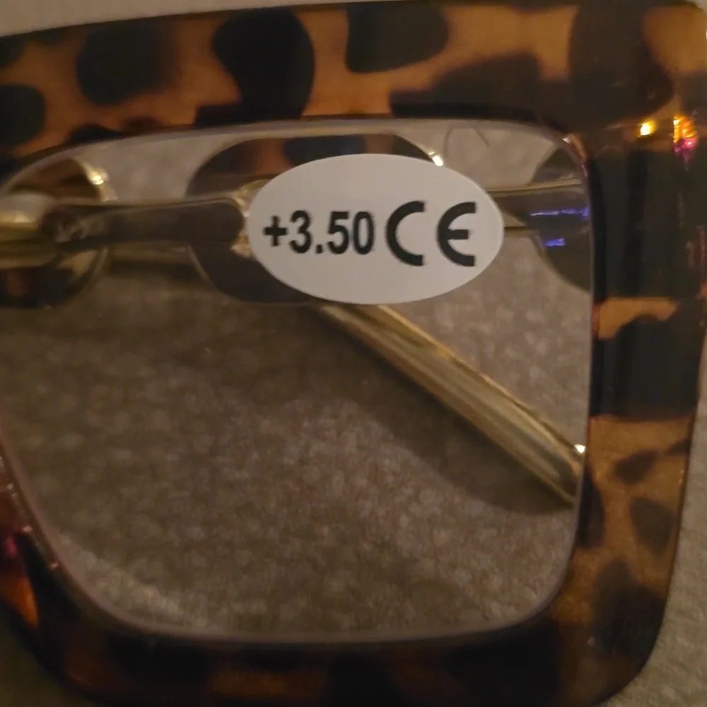 Leopard Print Square Glasses*readers*+3 50 - Picture 2 of 4